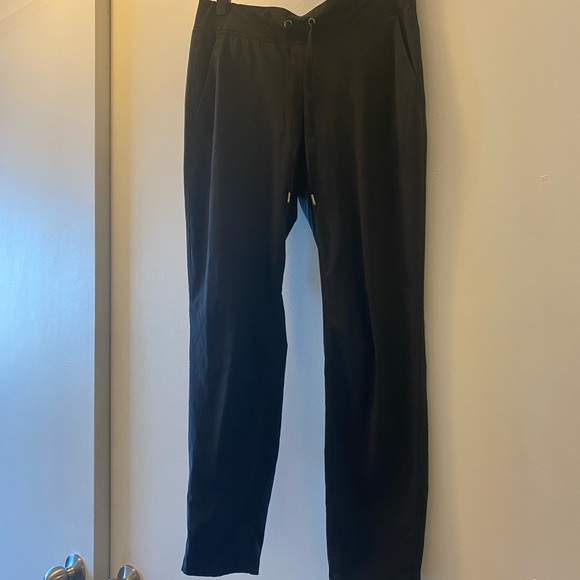 Athleta Attitude Jogger Pant Women’s Size 6 - Picture 13 of 16